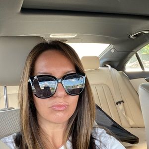 Meet your Posher, Lilit